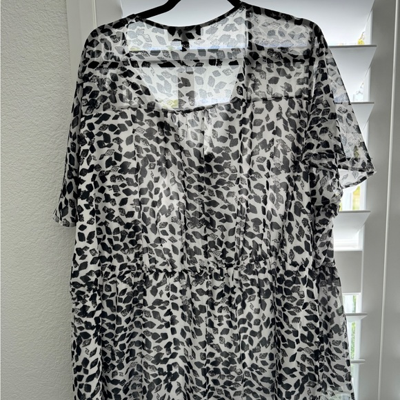 Lane Bryant size 26 blouse BNWT - Picture 4 of 5